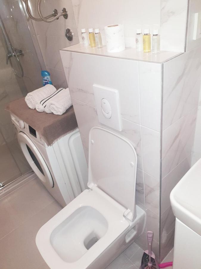 Apartman Oli SJJ Esterno foto